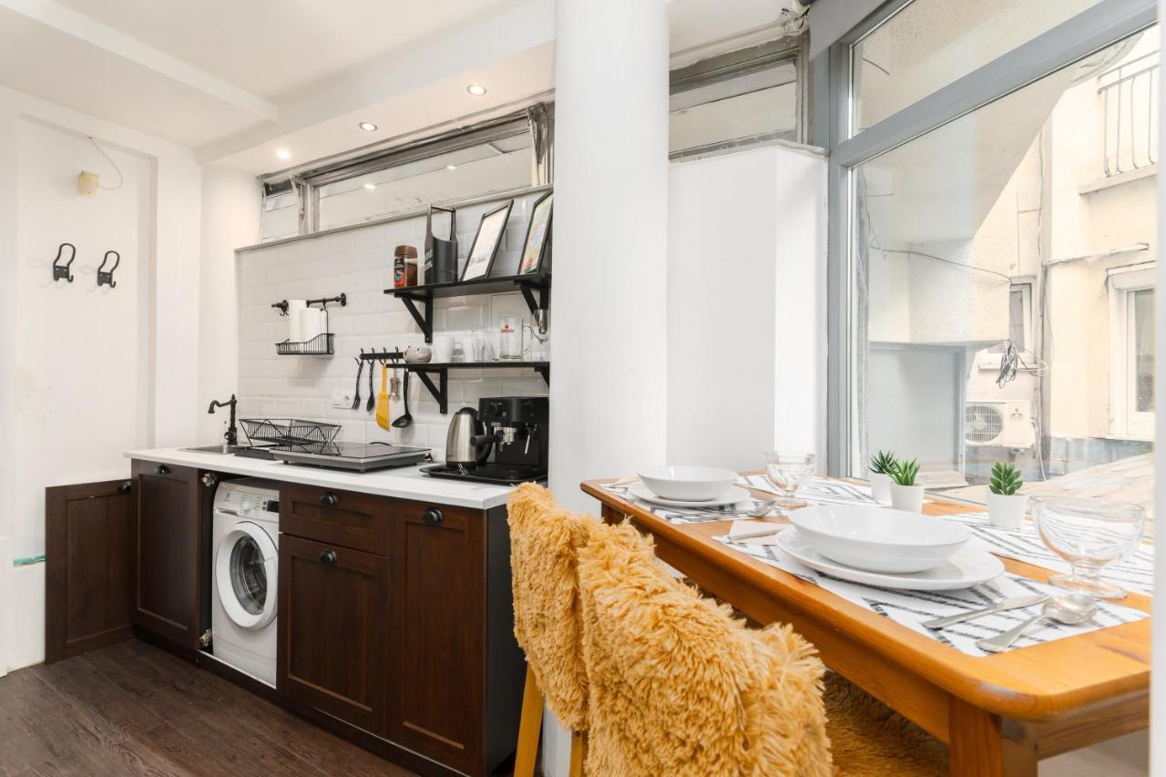 Cheerful Studio Budapest Downtown Extérieur photo