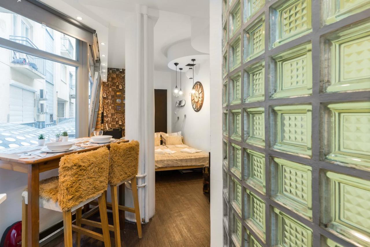 Cheerful Studio Budapest Downtown Extérieur photo