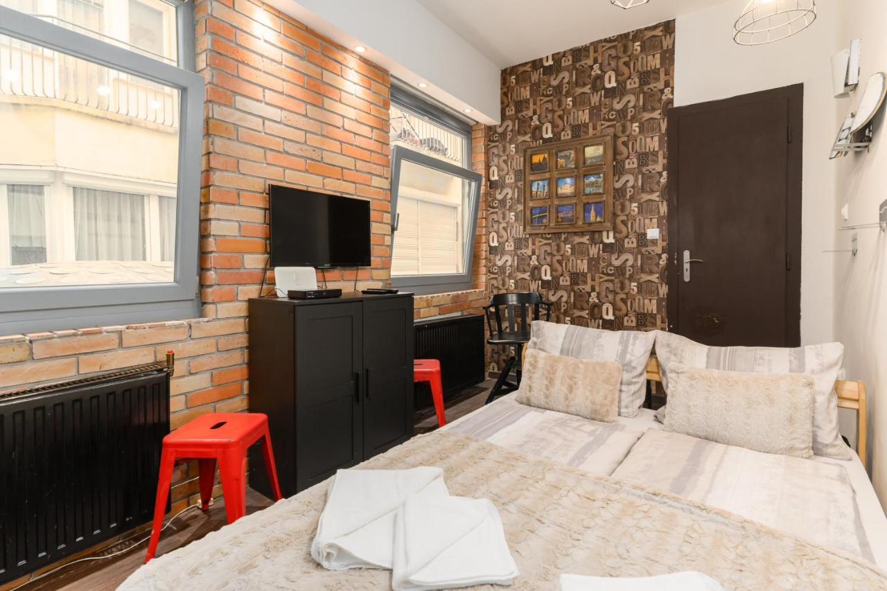 Cheerful Studio Budapest Downtown Extérieur photo