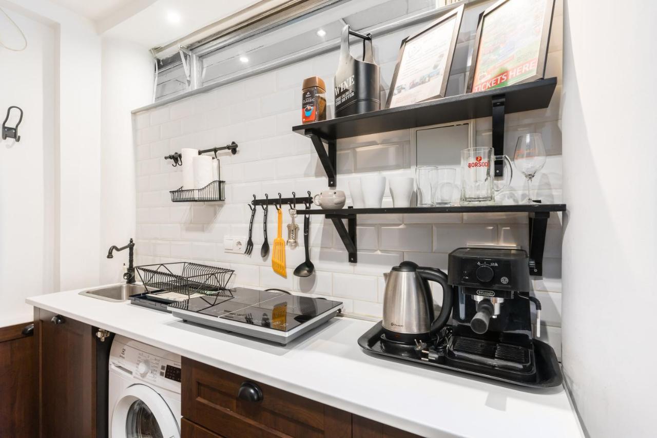 Cheerful Studio Budapest Downtown Extérieur photo