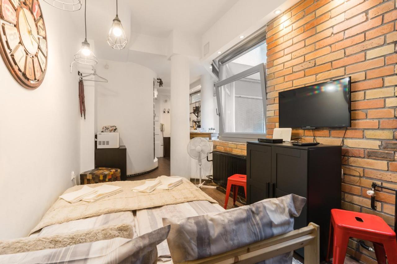 Cheerful Studio Budapest Downtown Extérieur photo